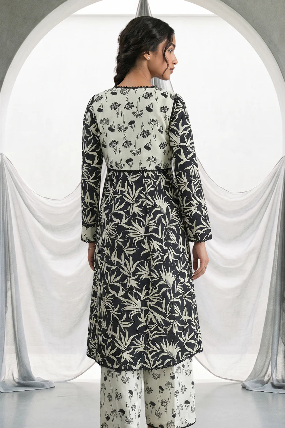 Zellbury 2PC Printed Lawn 1062